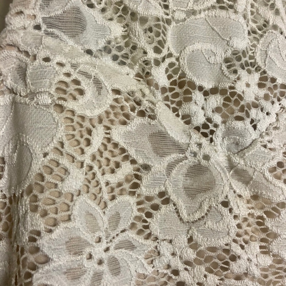 Lace Crop Tank - Picture 2 of 3